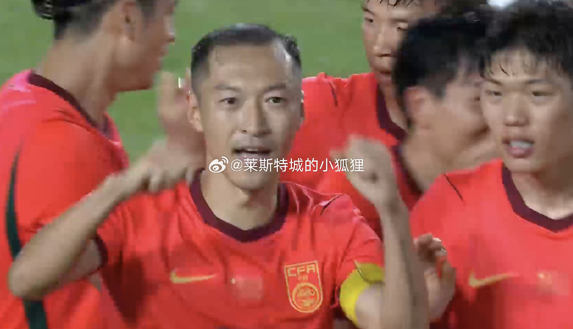 逆转！吴曦接张玉宁传球打入一球，中国亚运队2-1朝鲜！#U23国足vs朝鲜U23##国足#​