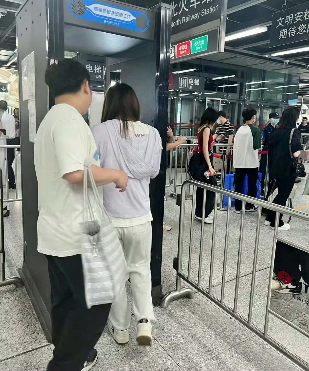 怀孕过这个门有辐射吗？​​​