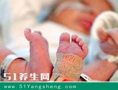 八个月大婴儿突然身亡, 粗心妈妈痛哭不该给孩子喂这个