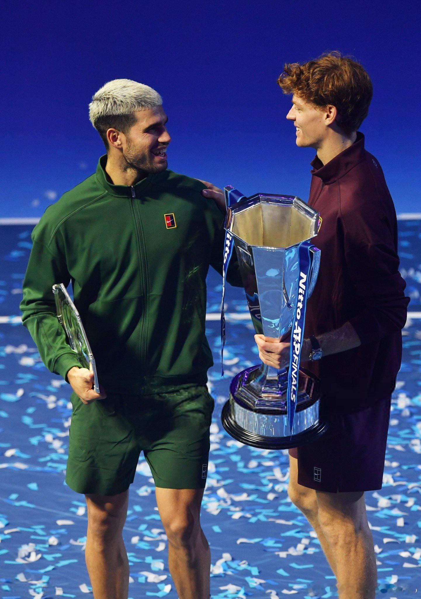 辛纳1651分=阿尔卡拉斯1651分我天啊，在凌晨ATP年终总决赛之后，“辛卡”