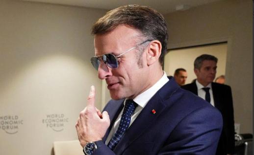 法国总统马克龙为了吸引外资，居然拿中美说事，他声称中国“是一个威权政体，这无意冒