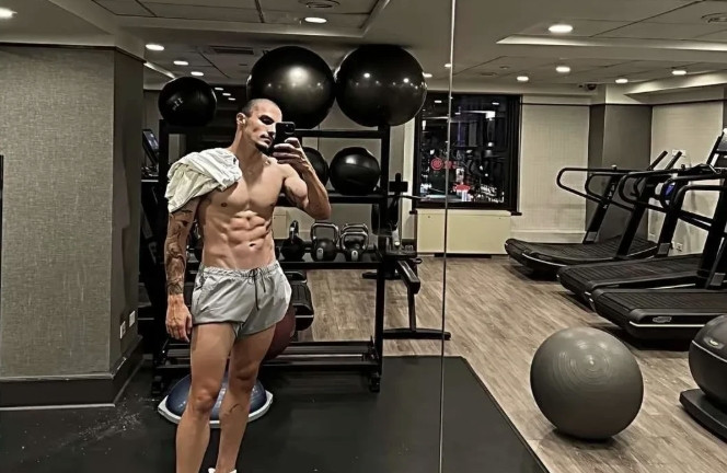 泰山新外援阿尔瓦罗可以防住中超所有的外援前锋