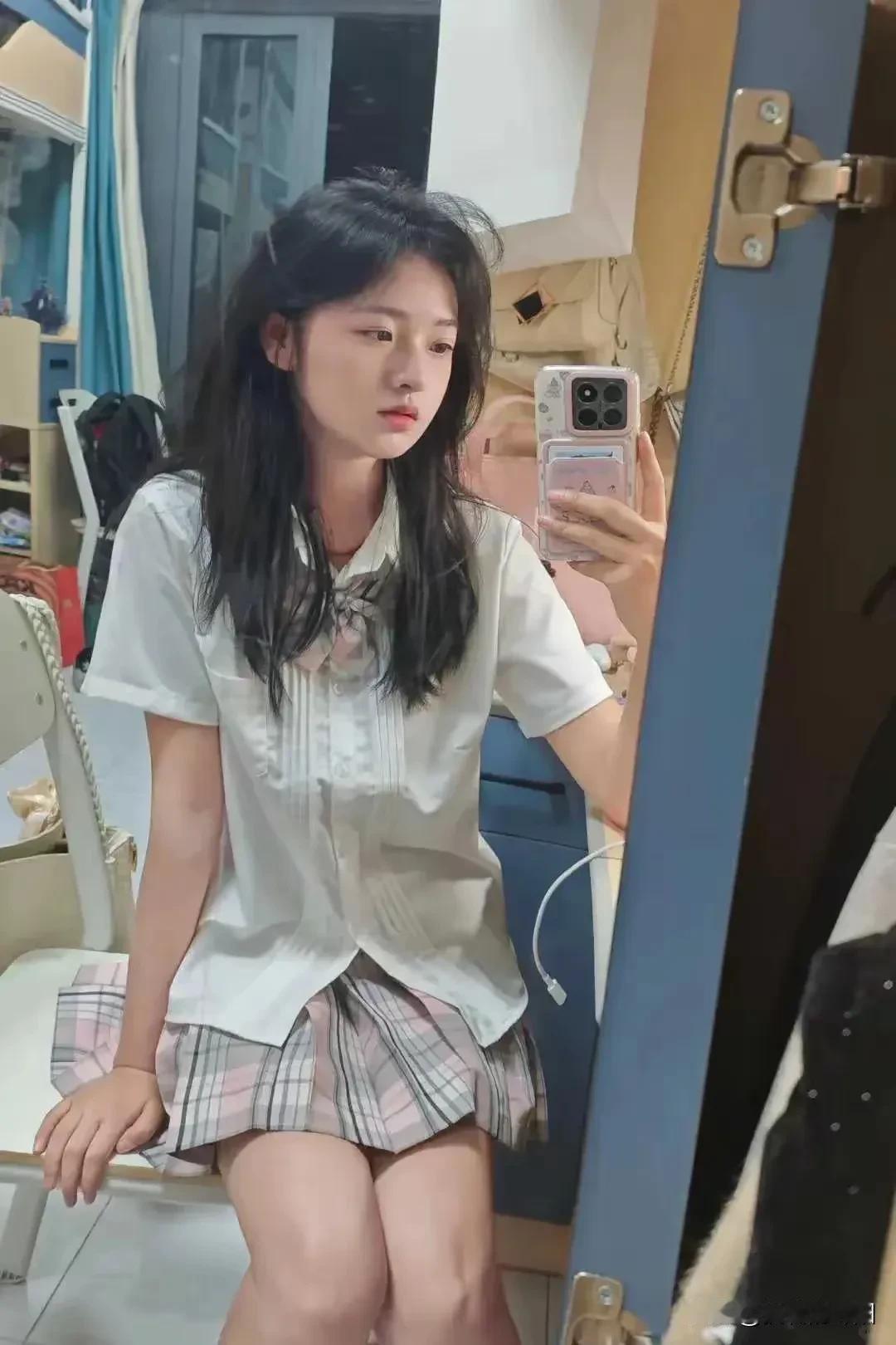 你见过最清纯的女生是什么样的