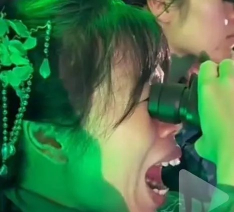 王一博这姑娘对你是真爱娶了吧