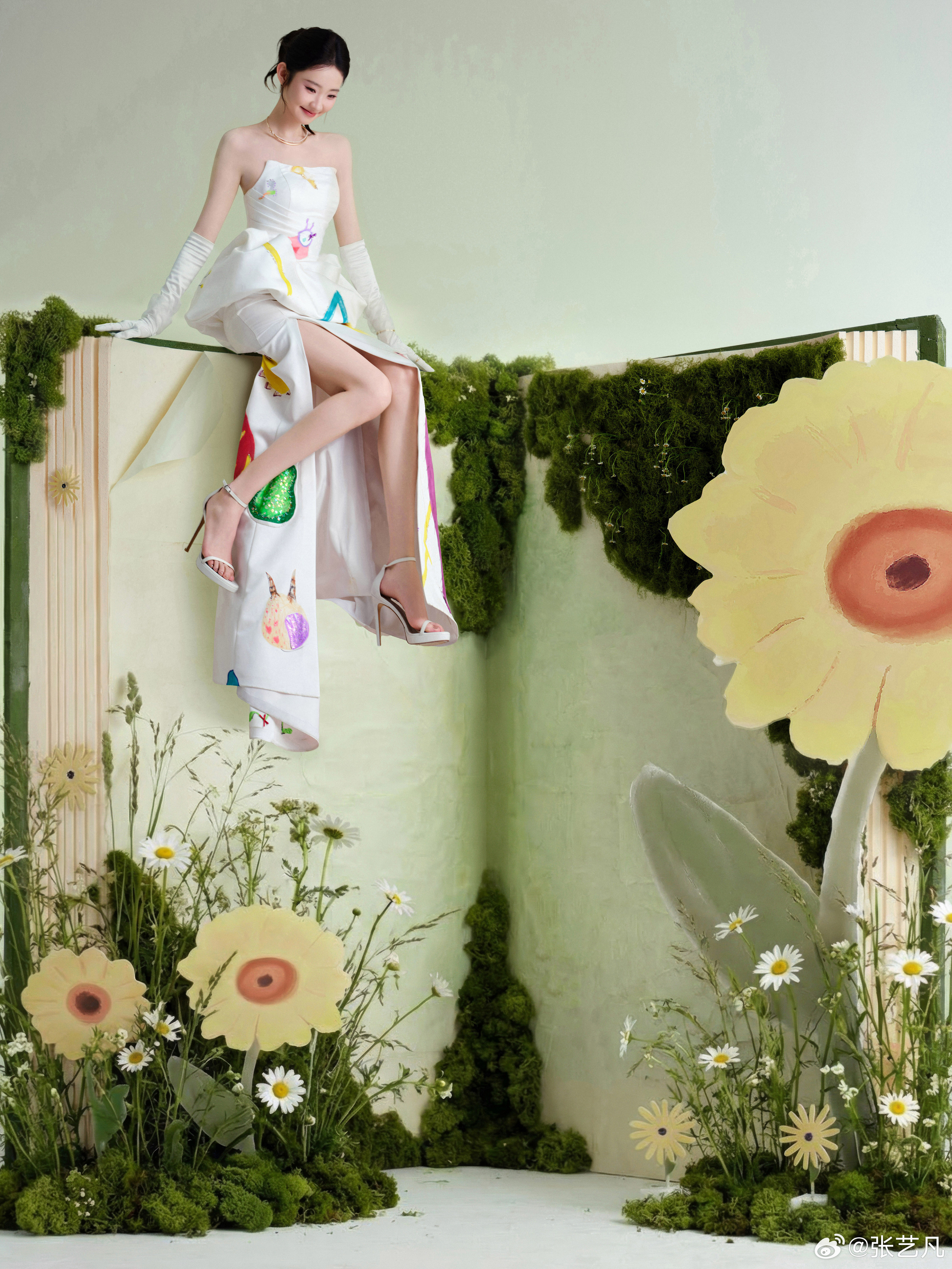 张艺凡春天开幕式造型