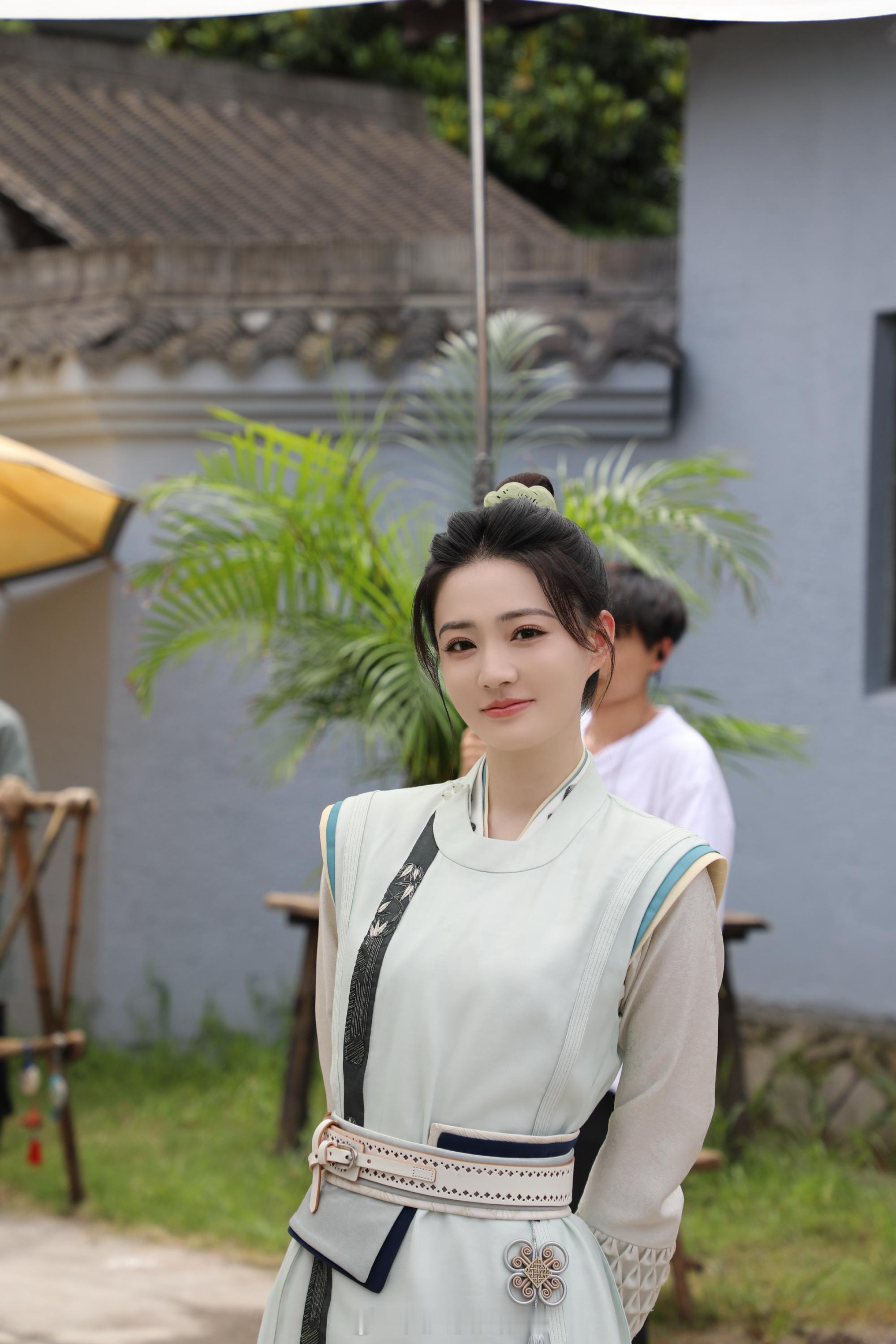 徐璐披荆斩棘的古风大小姐​​​