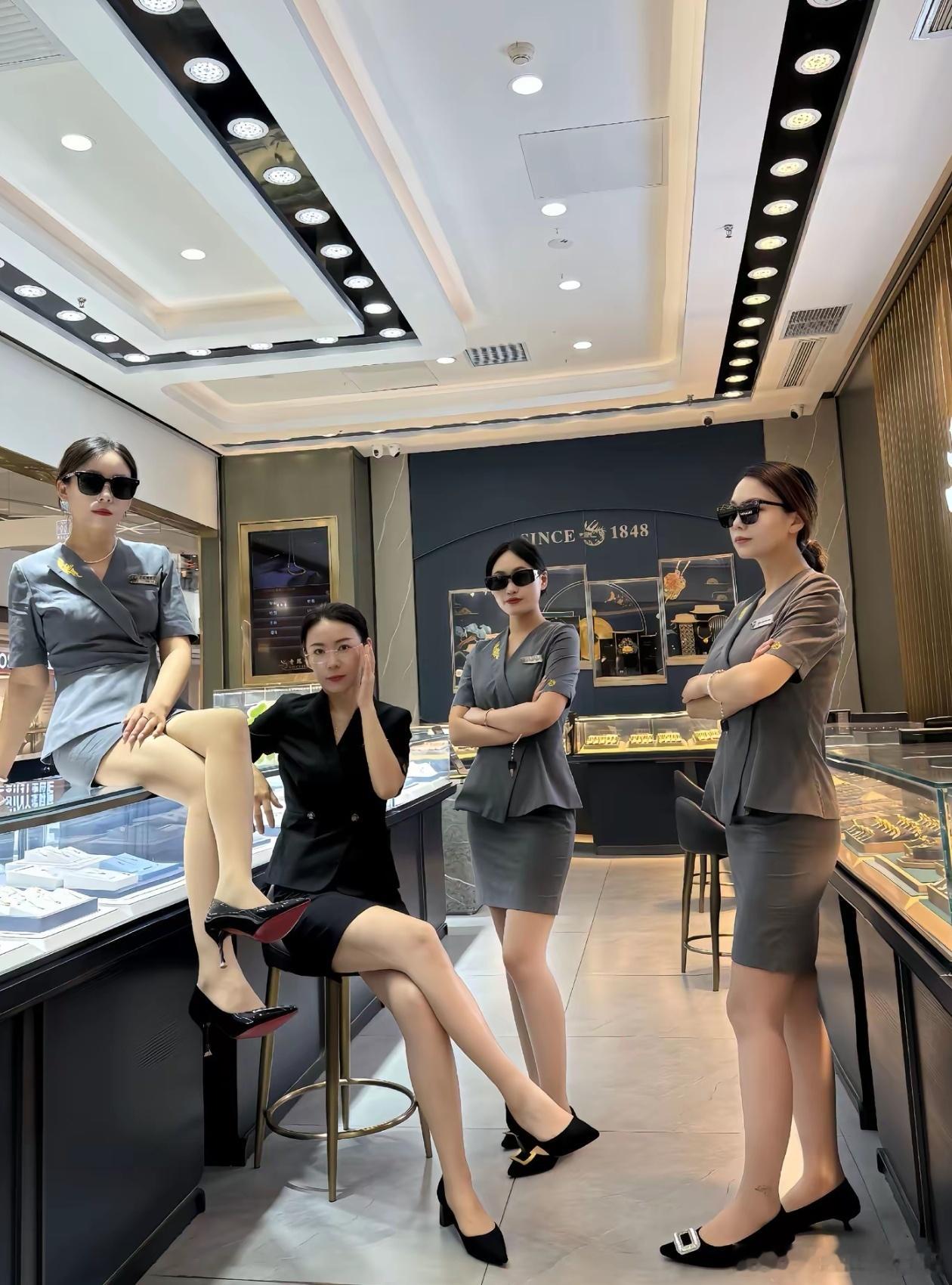 人像摄影美女精彩人像一分钟视频创作季销售群像​​​