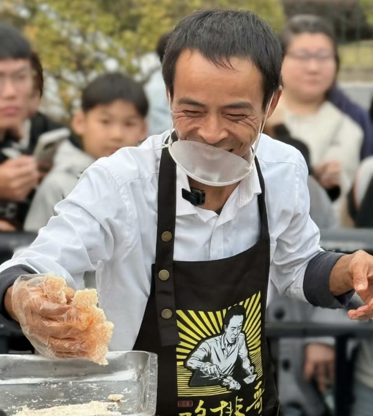 爆红后直播间从3.2万跌到千人，鸡排哥：我本就是摆摊的，守住规矩就好今年夏天景