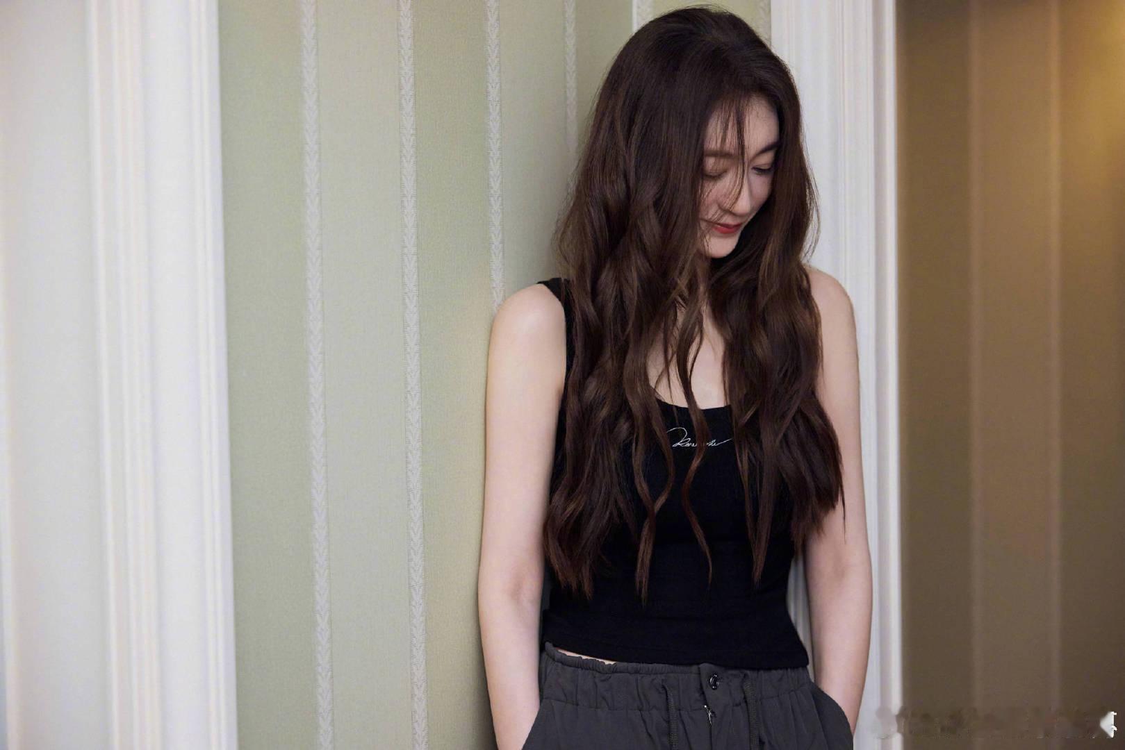 1991年跳舞的李小冉乘风2026谁懂啊！李小冉跳舞真的自带氛围感，气质绝了