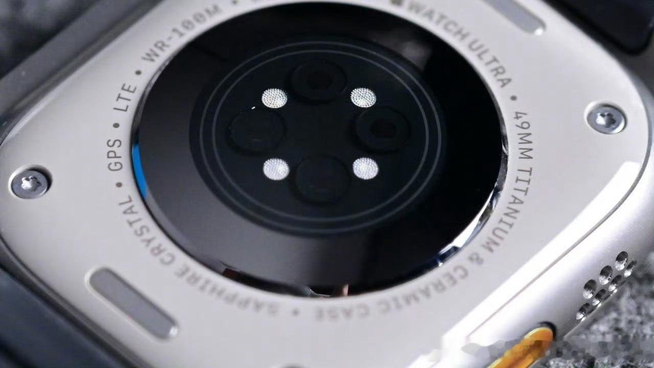 【AppleWatchUltra4将迎重磅升级】5月18日消息，据行业媒体爆料，