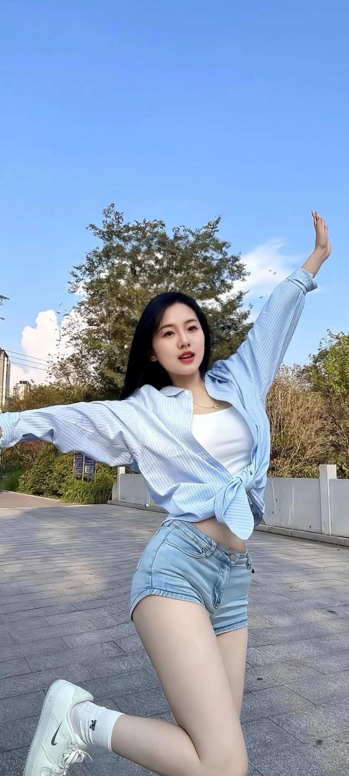 记录我的2026总有那么一个人，会让你觉得，世间所有的等待都是值得的，而你，就是