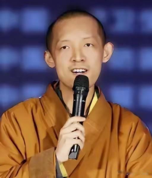 他放弃50万奖学金，非要出家当和尚！父母哭求也拦不住他，9年后他说出原因，父母听