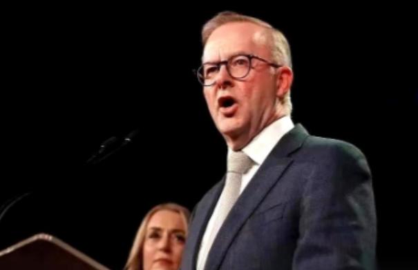 澳大利亚这次是真的想跟中国干下去了，现在他们不光要收回达尔文港，还要跟中国在稀土