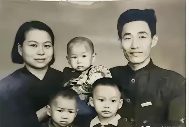 1964年，沈醉说：当年徐远举刑讯江姐时，要扒掉江姐的衣裤，沈醉目睹了江姐怒骂徐