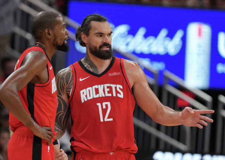 据媒体报道，在接受采访时，快船球员哈登表示，如今火箭队拥有一个完善的体系，已经成