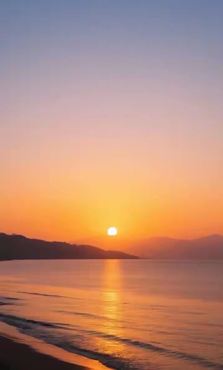 A股红了，股民却损失惨重！这样的行情怎么办？今天已经收盘，市场走出冰火两重天行情