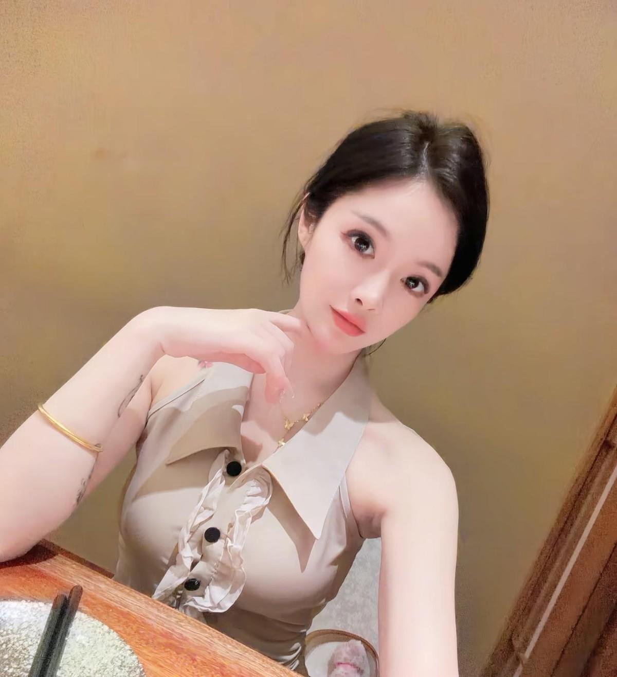 网络上传出消息，说湖北姑娘晨七七没了，才二十多岁，人长得漂亮，开的是雷克萨斯，账