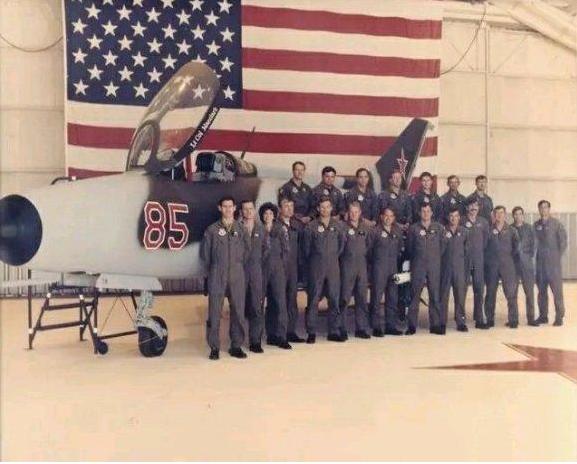 40年前美国空军专程来中国买歼7，理由是缺米格21当假想敌。中国卖了16架，美军