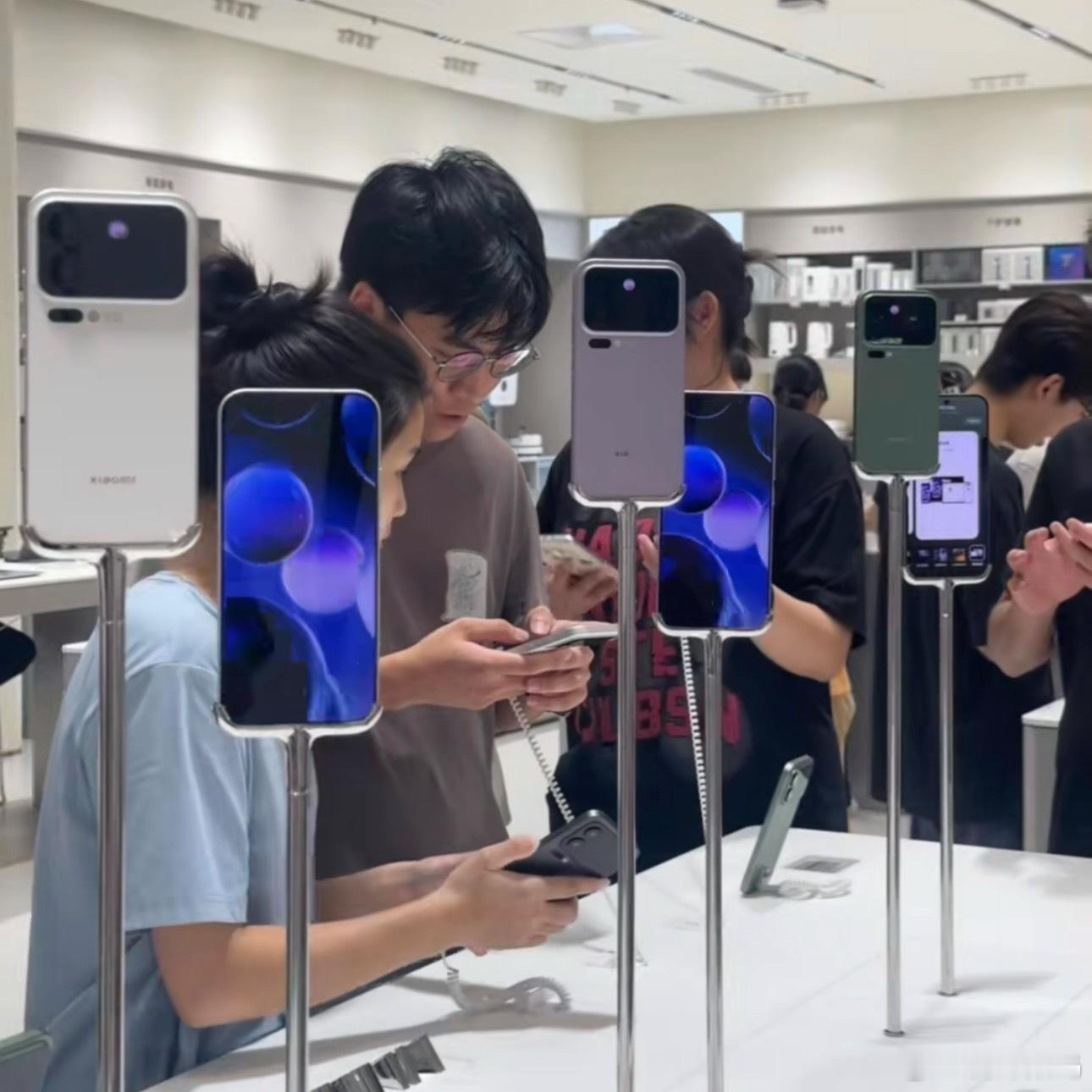 这个展示支架学的好，确实好看高级​​​