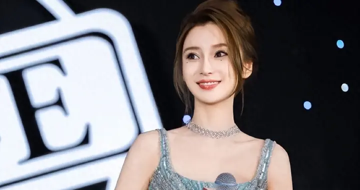 落毛的凤凰不如鸡! 忘恩负义的杨颖, 再一次沦为了内娱的笑柄