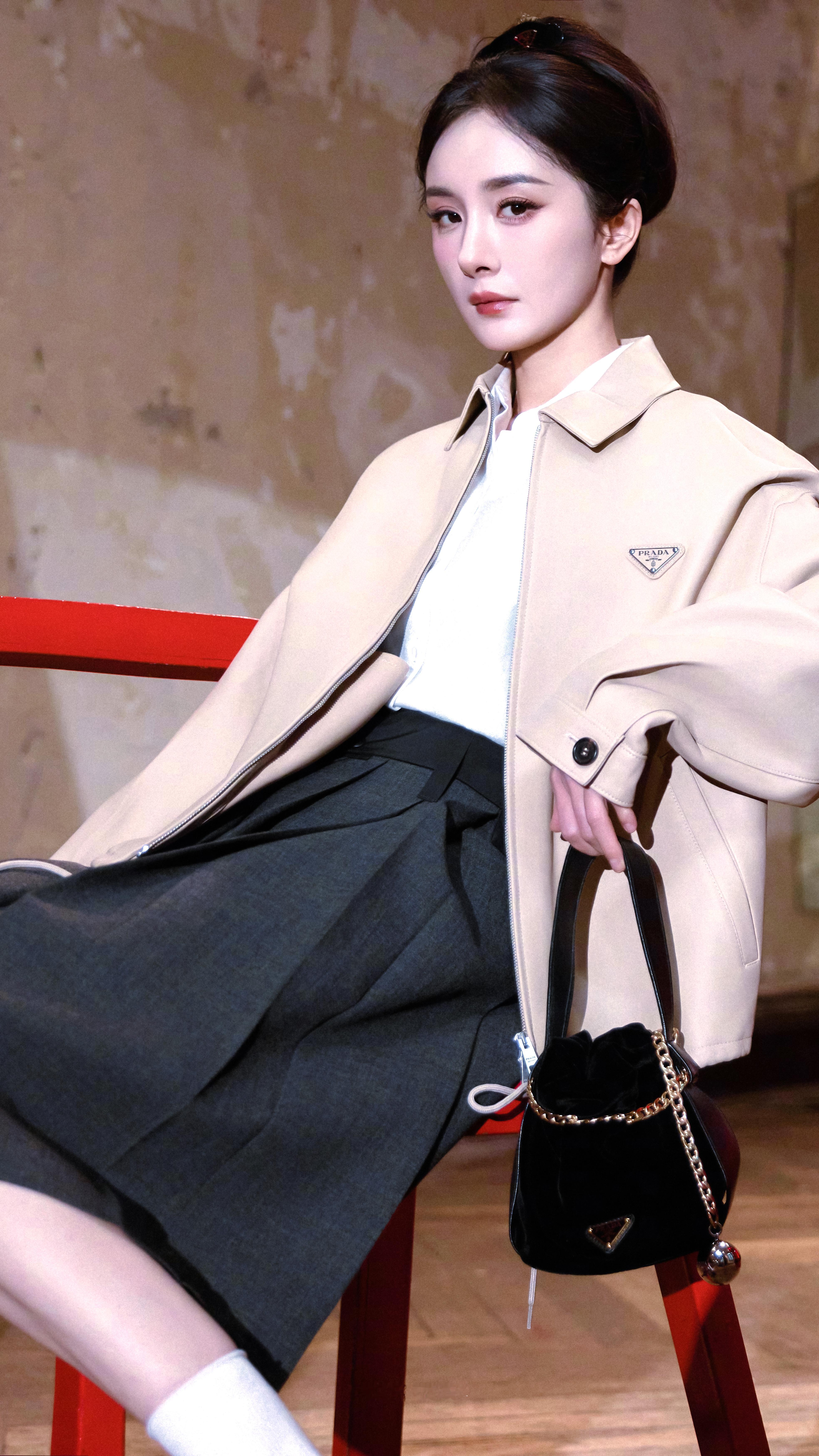 杨幂/Prada女王杨幂爽文*prada官宣杨幂