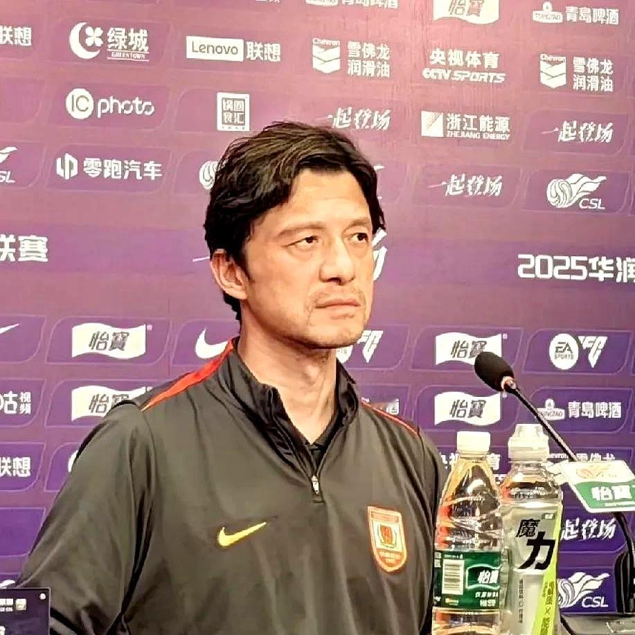 海港球迷期待谢晖能够回归海港，未来接替穆斯卡特！谢晖曾经在海港出任过首席助教！对