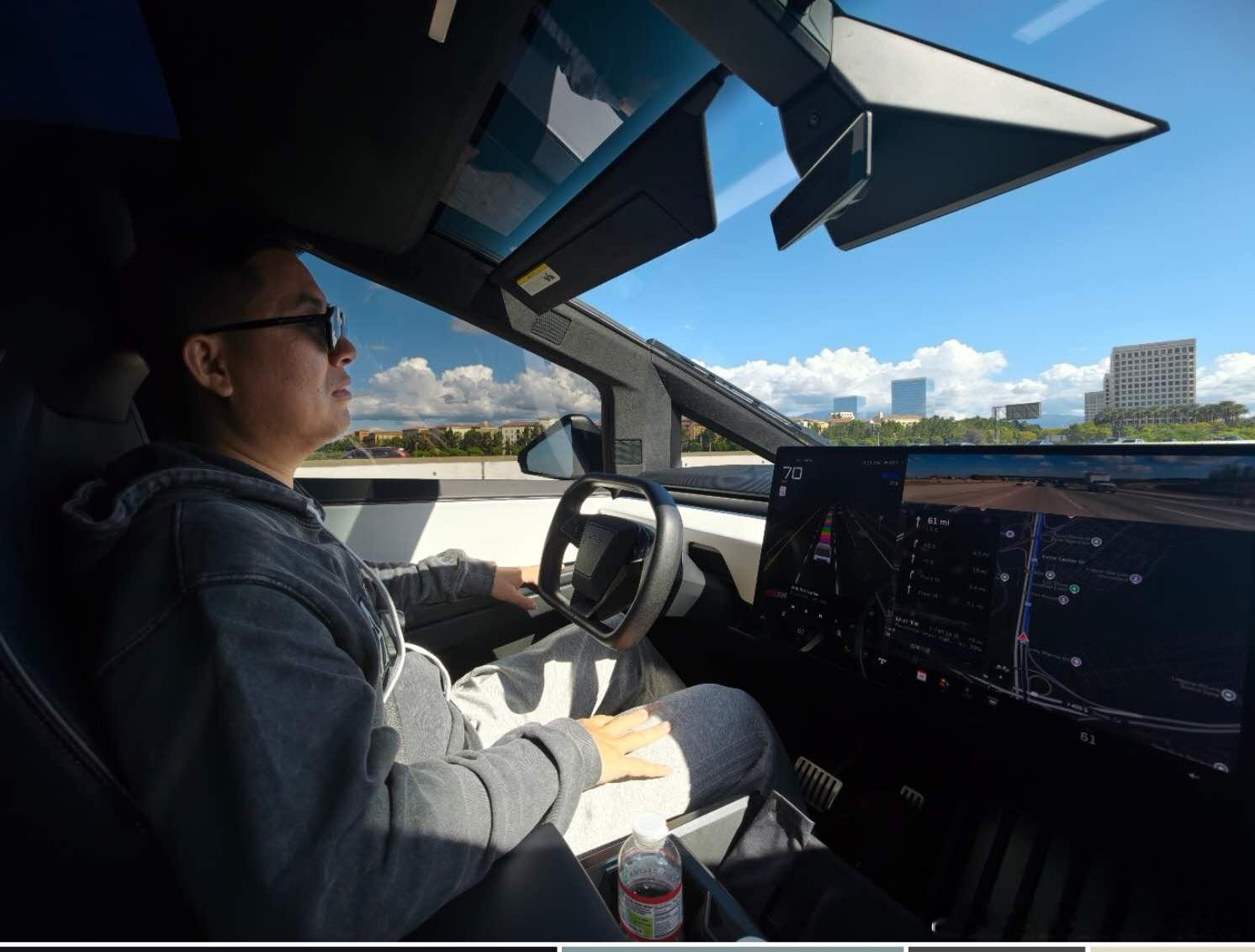 说下昨天开一整天Cybertruck和FSDV14的一些感受特斯拉Cybert