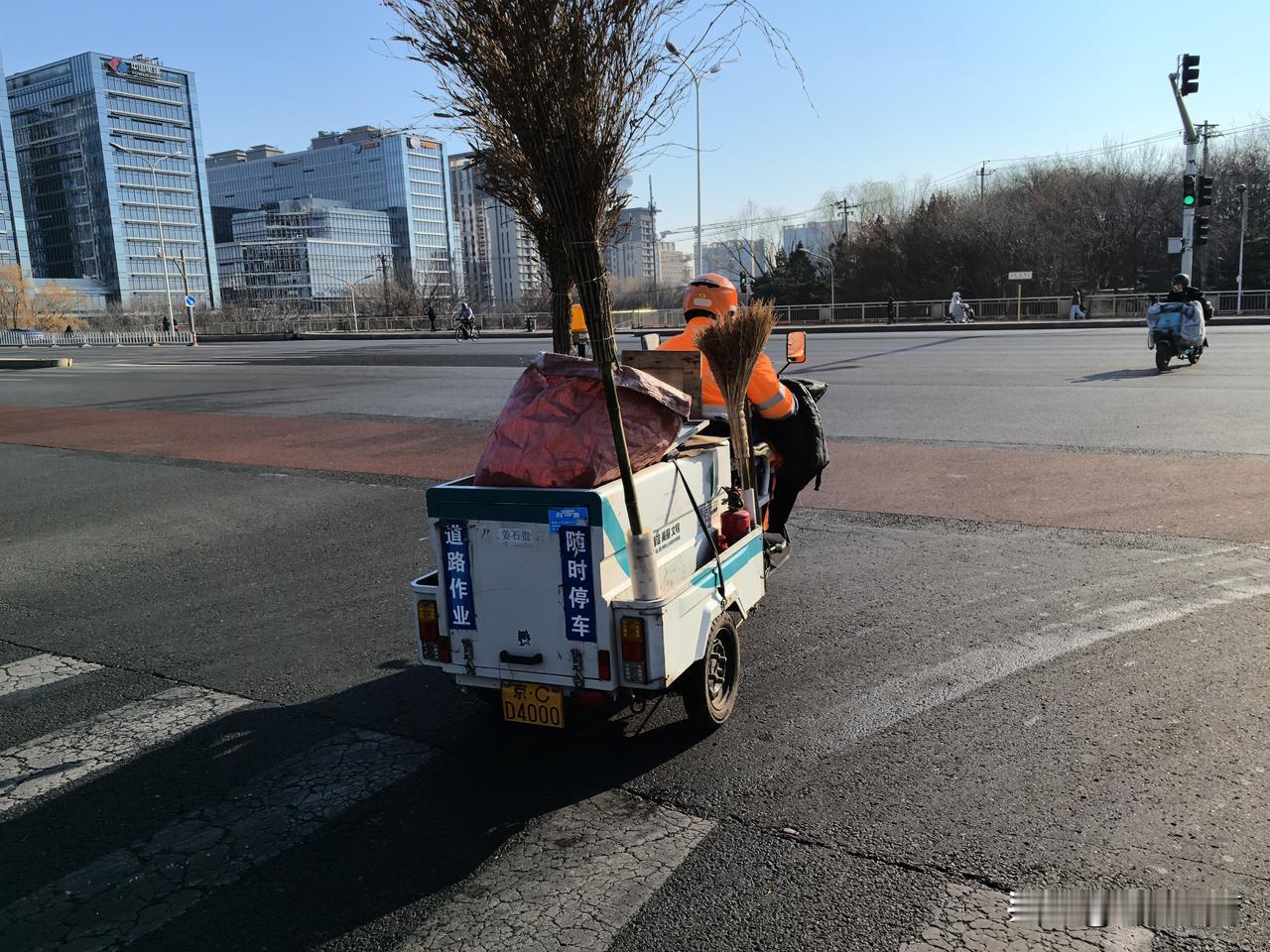 道路作业随时停车