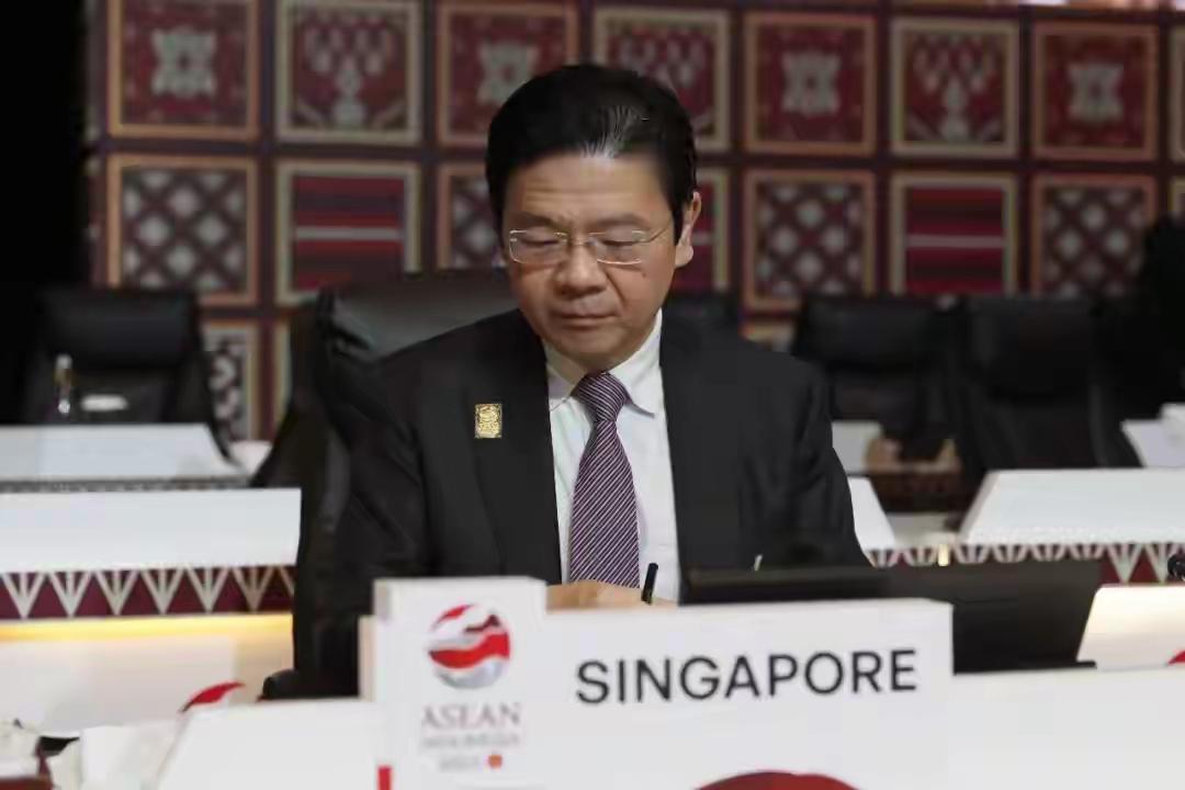 警惕！新加坡高调劝和中日，背后藏的“毒雷”比美日更阴狠“中日矛盾不能再升级