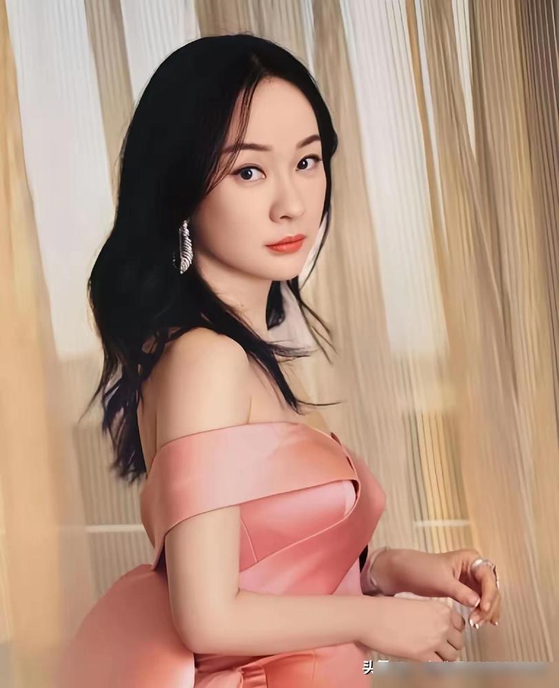 演员霍思燕说：我跟杜江刚认识那会，他也不说谈恋爱，那我也不说，但他就老约我出去吃