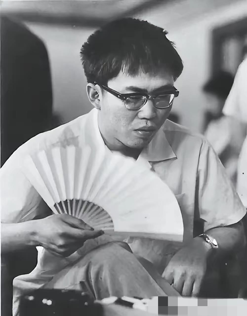 棋圣聂卫平走了，可他这辈子最戳人的不是擂台赛11连胜，而是一句后悔了几十年的话。