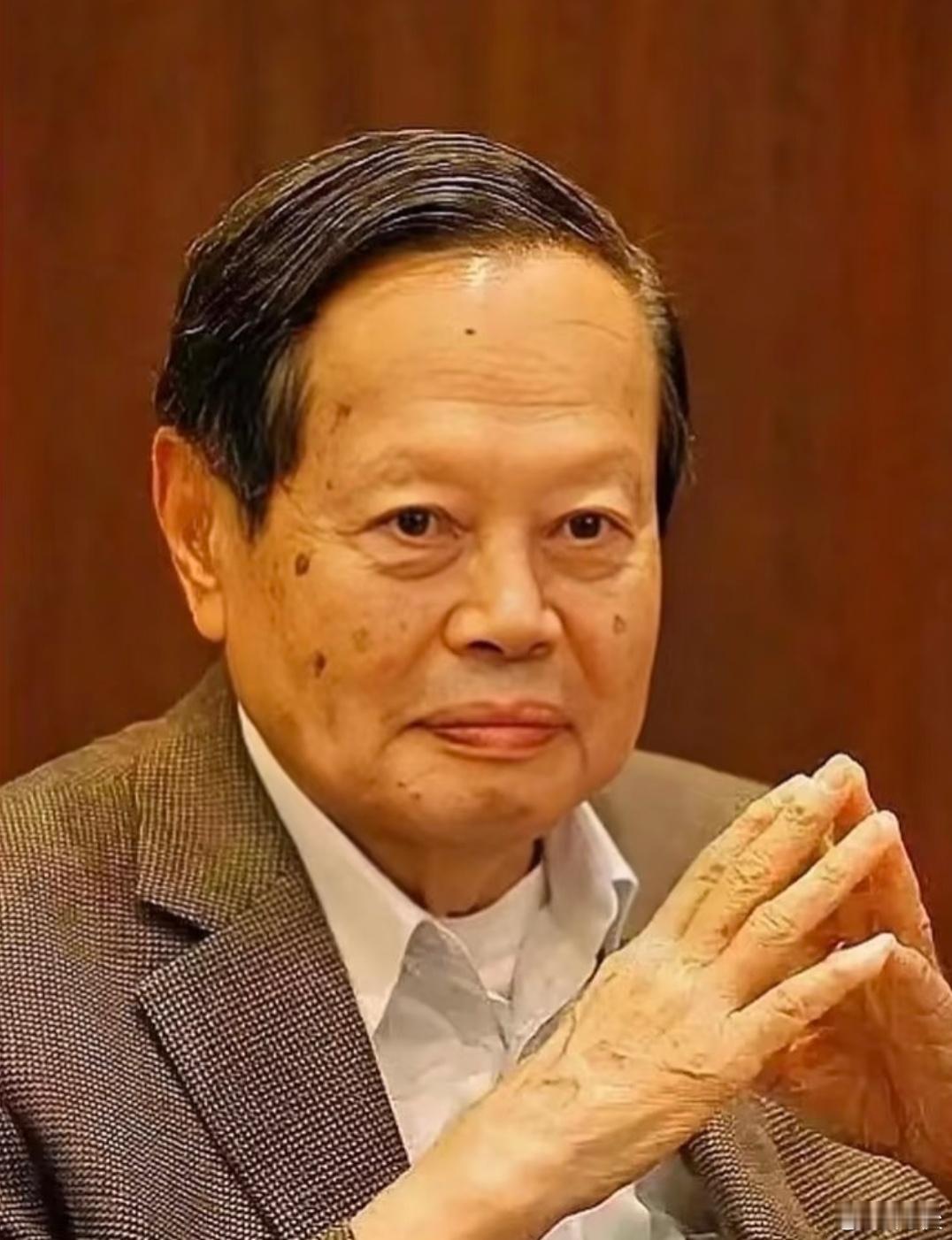 杨振宁真希望这个消息是假的🙏🙏🙏，以前写作文的时候总是用杨老的事迹，很敬佩