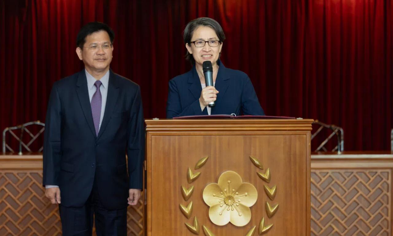 就在刚刚“台独”顽固分子萧美琴发表声明，9月14日，台湾地区副领导人萧美