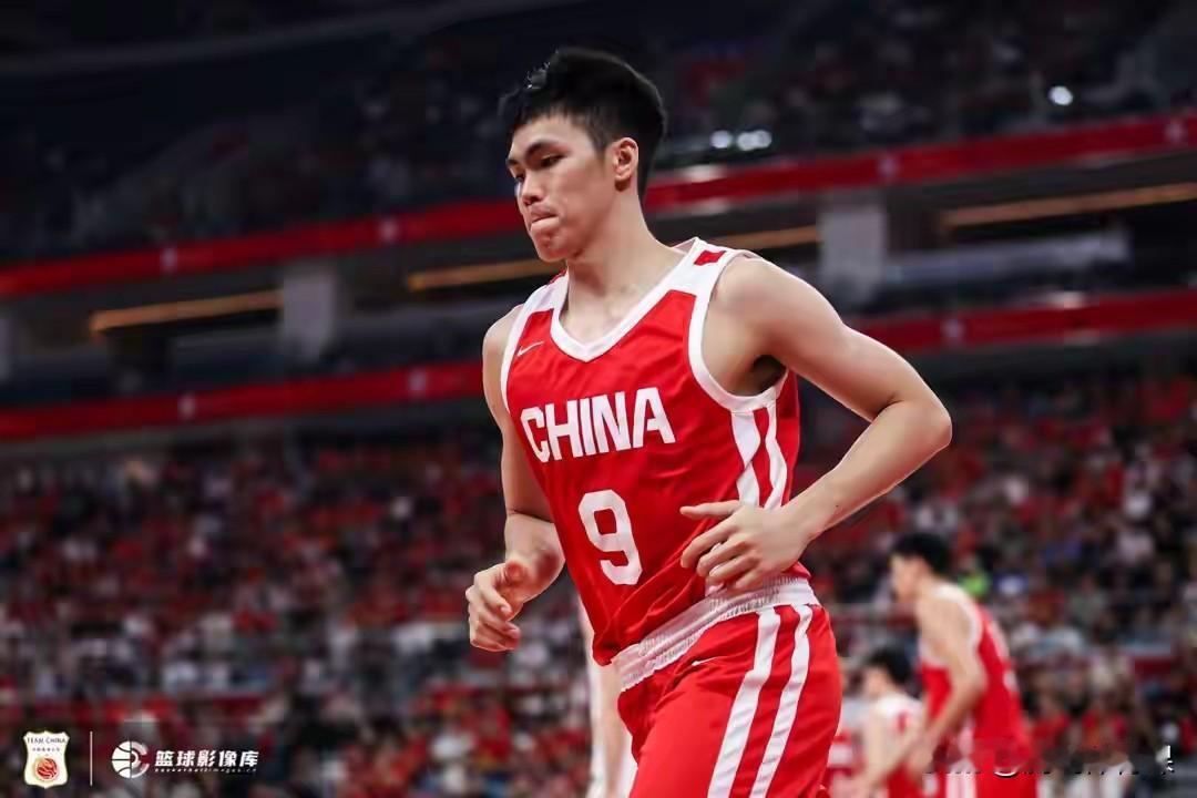 中国男篮83:78险胜乌拉圭男篮，看数据谁赢球主要功臣:1.焦泊乔--全场出