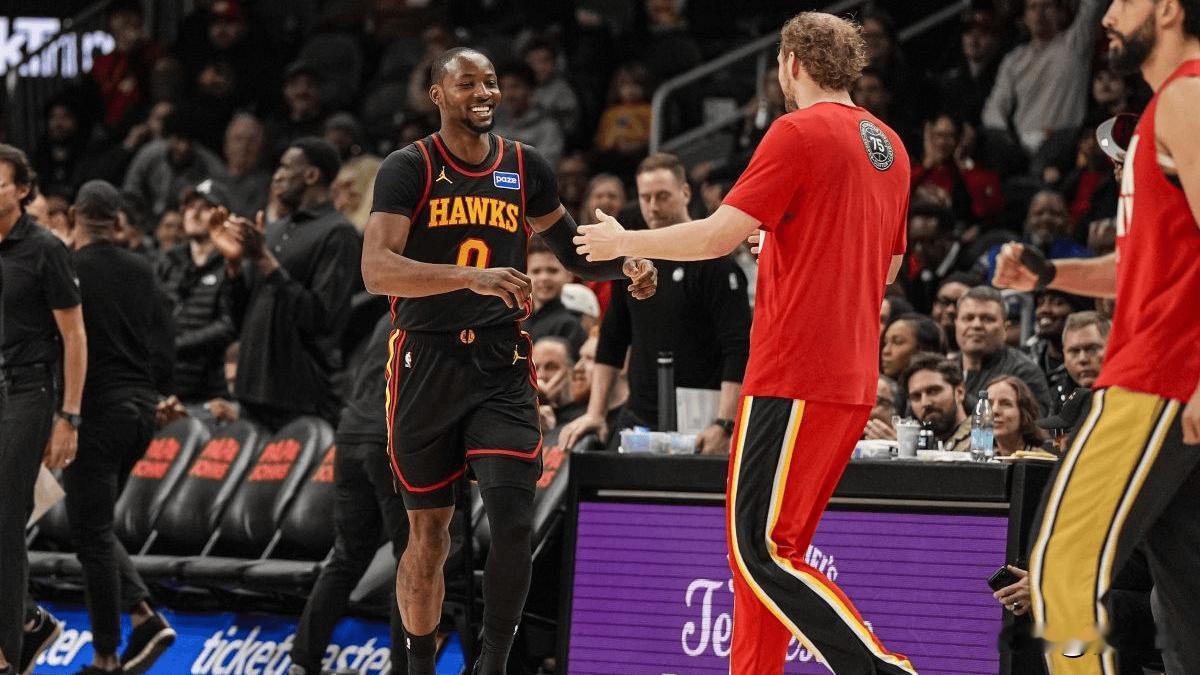 真的强！CJ麦科勒姆谈库明加：“库明加今天的表现非常强势。”“打出了一场