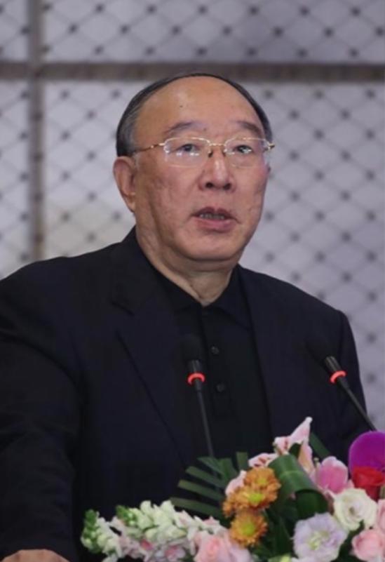 黄奇帆：“没有共同富裕，阶层就会固化。”黄奇帆这话真是一针见血，戳破了现在社