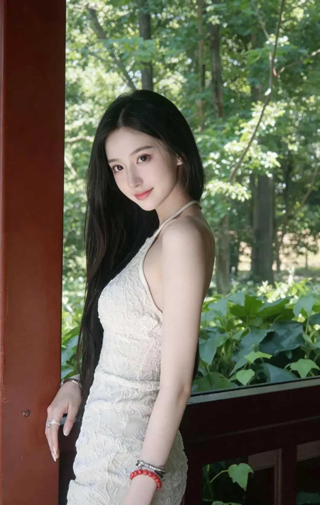 岁岁风调雨顺，请赐下联