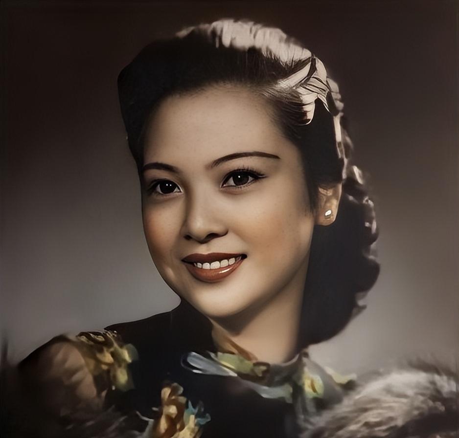 1956年，毛人凤吃了一副药后暴毙在台北家中。他妻子向影心听到消息，冷冷说了四个