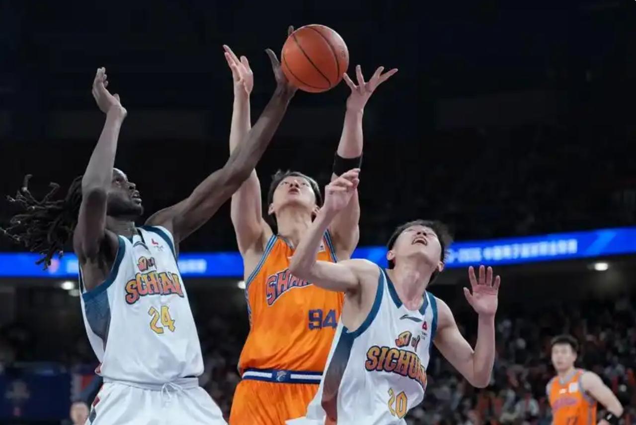 7连败！狂输36分，CBA最大混子球队出炉，球迷：滚出CBA……CBA常规赛第