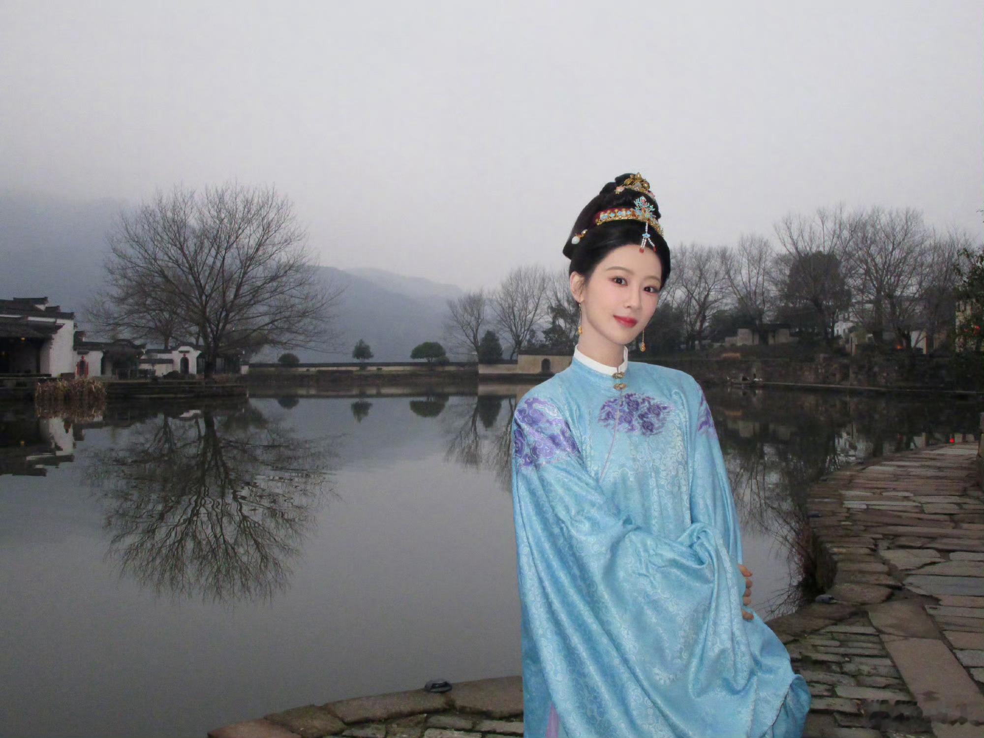 杨紫杨紫李祯杨紫家业天气又开始热了，现在基本每天一瓶果子熟了。好喝又解渴表