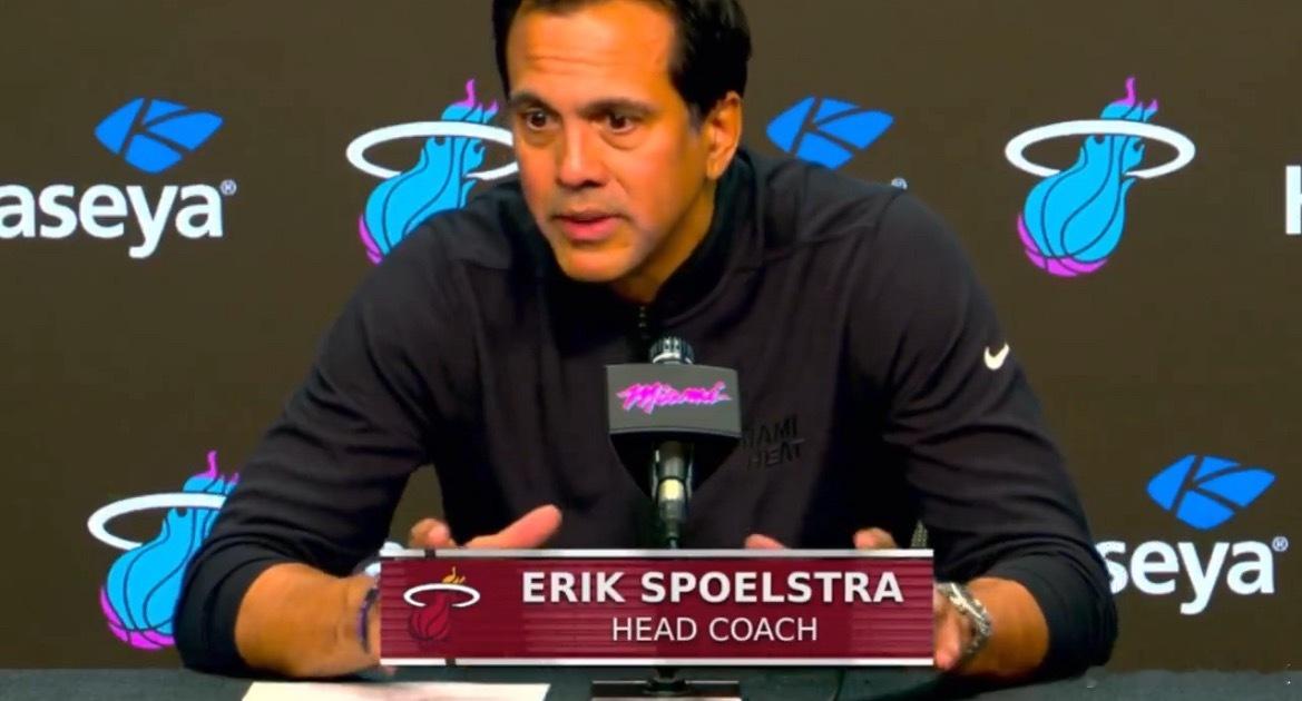 斯波太幽默了，赛后斯波谈扭转局势的因素：“德鲁史密斯把球传给我之后（德鲁史密斯失