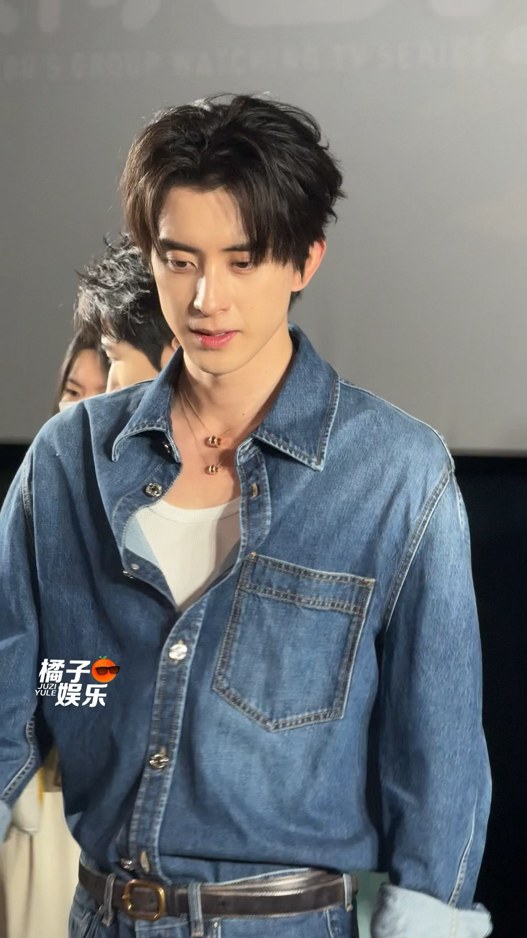 敖瑞鹏怼脸有多权威呢？请看生图live：​​​