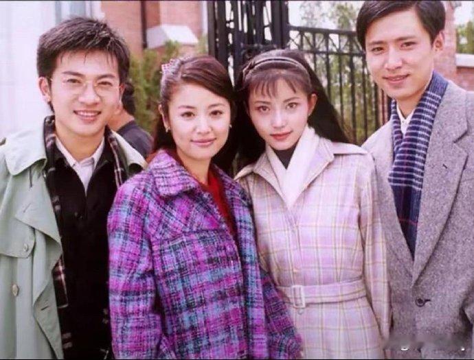 《情深深雨濛濛》要是放在现在拍，大概选角都是右图这样的AI脸演员了。