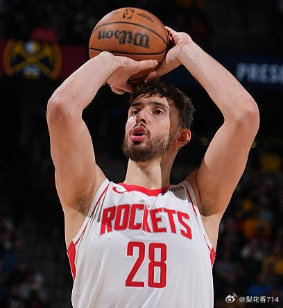 湖人火箭明日伤病名单！湖人这边——克勒贝尔（腹肌拉伤）明日缺席！火箭这边——范乔