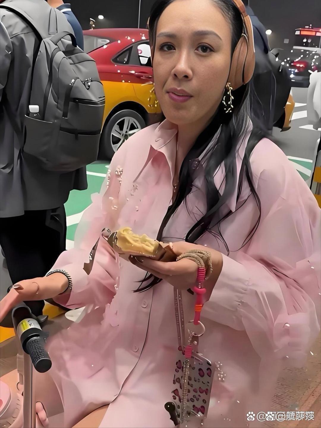 没有滤镜下的钟丽缇，容貌太真实了