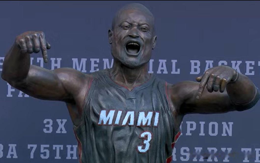 NBA名宿的雕像也是分档次的真的没对比就没伤害看看韦德的雕像，他自己看了都直