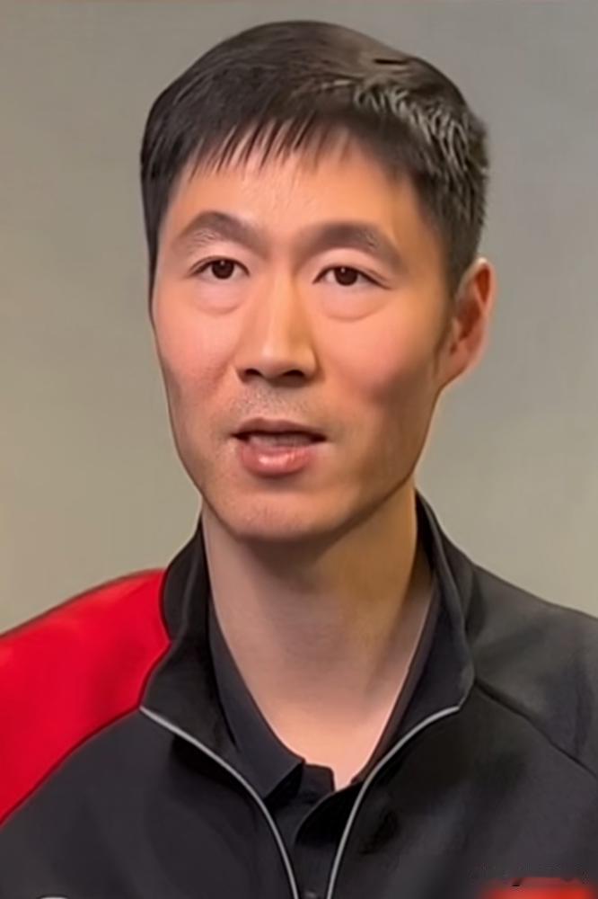 别光看女乒世界前十占了六个，看着是挺热闹。我告诉你，水面底下，暗礁多着呢。