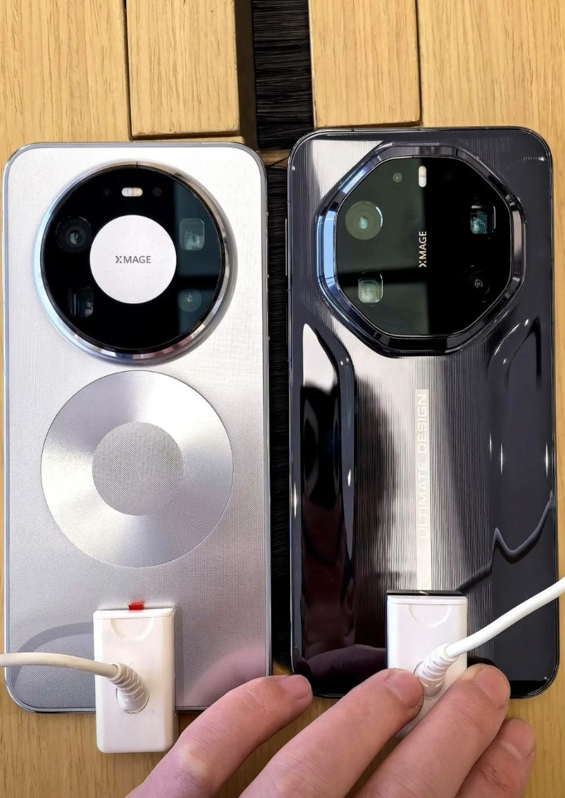 五千块钱！这就摆在台面上，赤裸裸的一道坎。一边是7999，一边是12999。