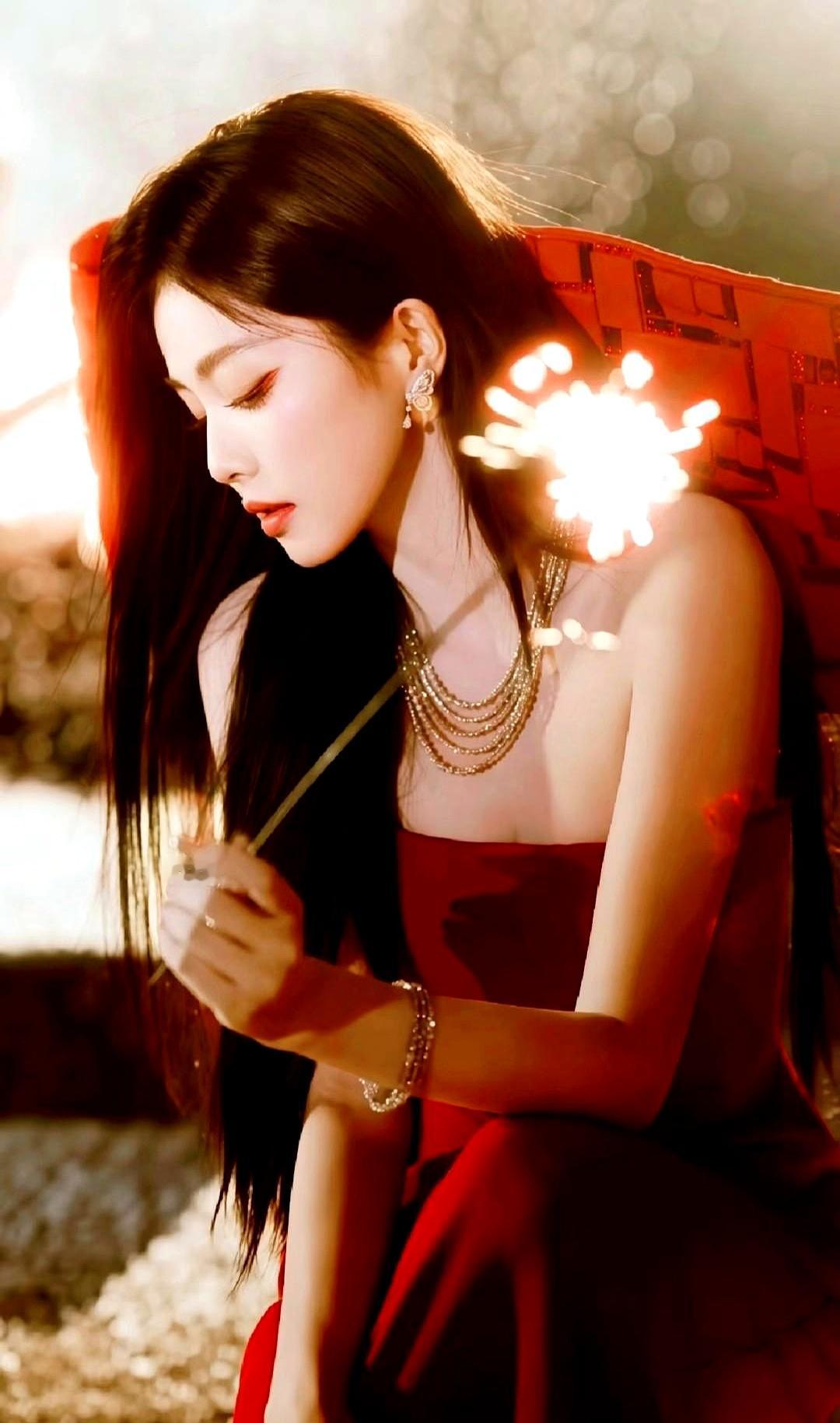 三婚三离，她还在追他白鹿说，以前的择偶清单能写满一张A4纸：身高、颜值、