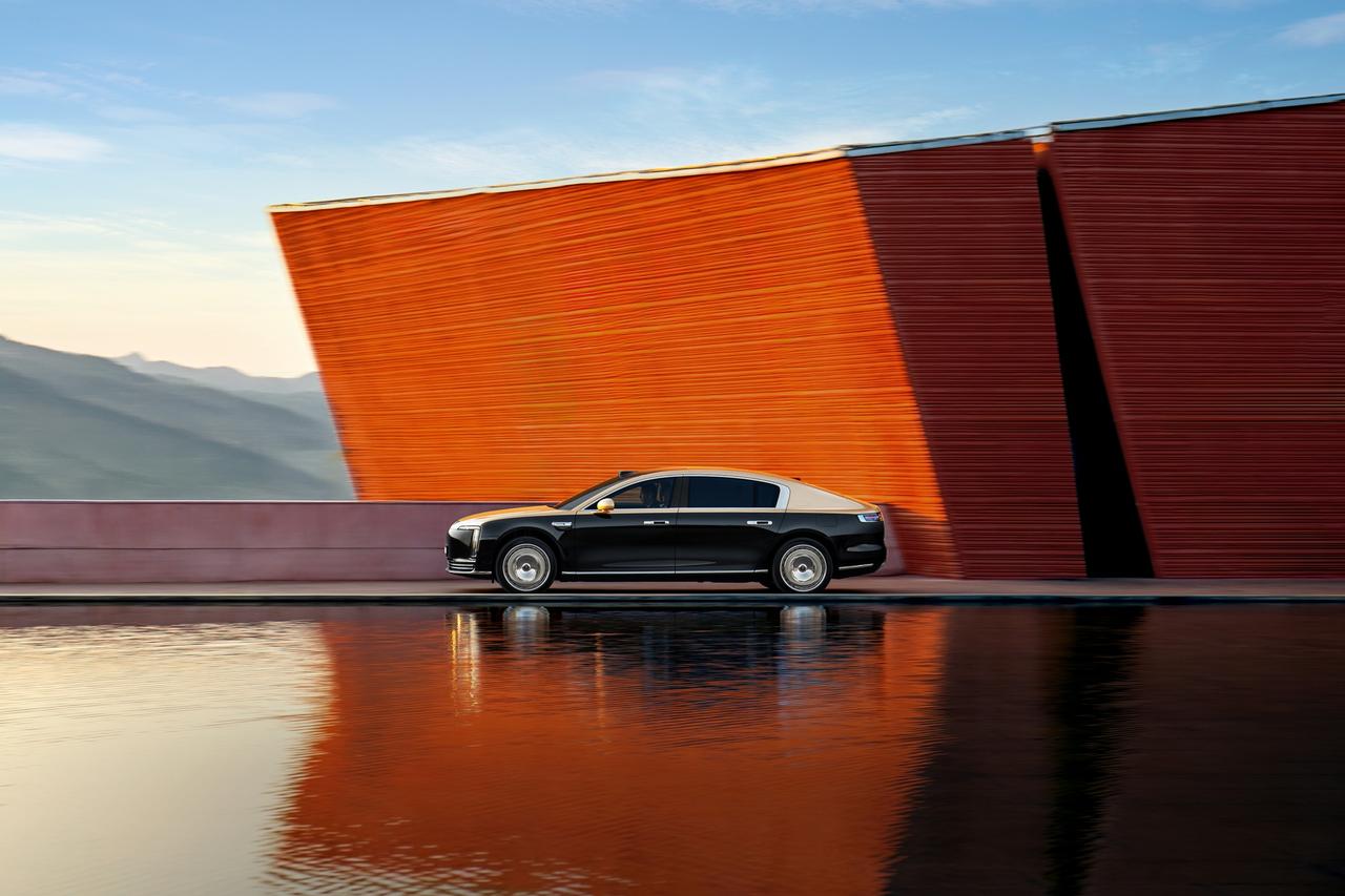 尊界S800搅动豪华车市，中国品牌如何改写游戏规则？尊界S800的市场表现揭示